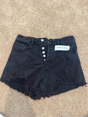 NEW WITH TAGS black pacsun jean shorts